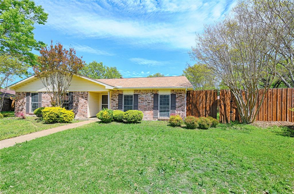6536 Mesquite Trail