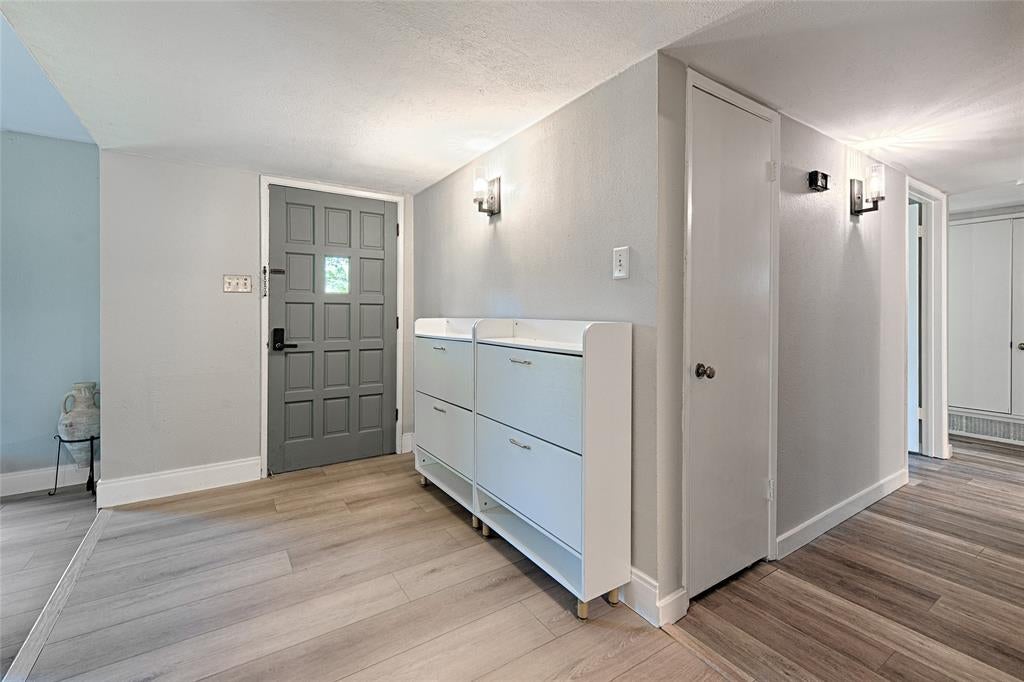 6536 Mesquite Trail