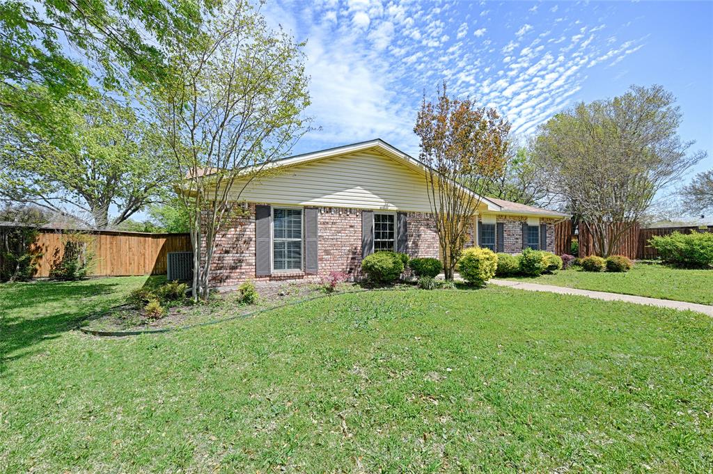 6536 Mesquite Trail