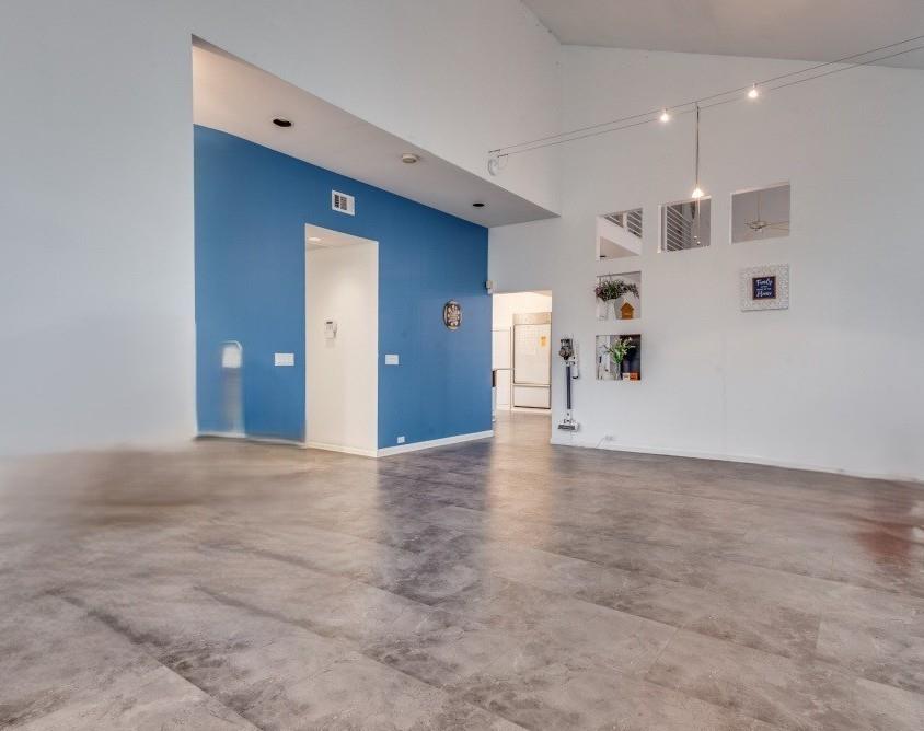 4232 Las Brisas Court