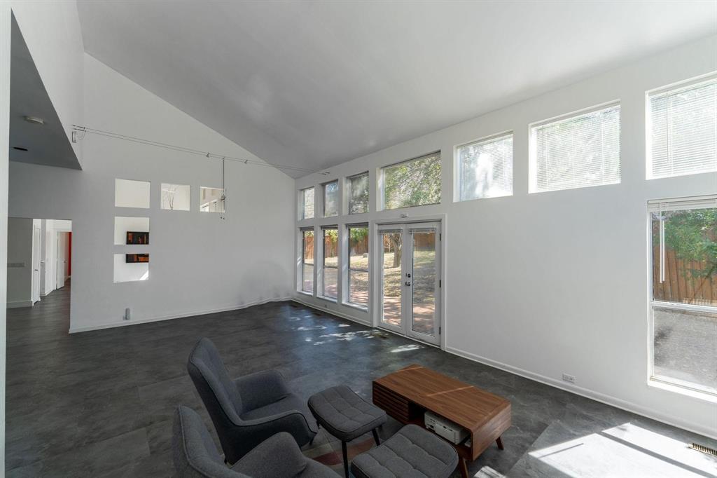 Las Brisas Hills - Residential