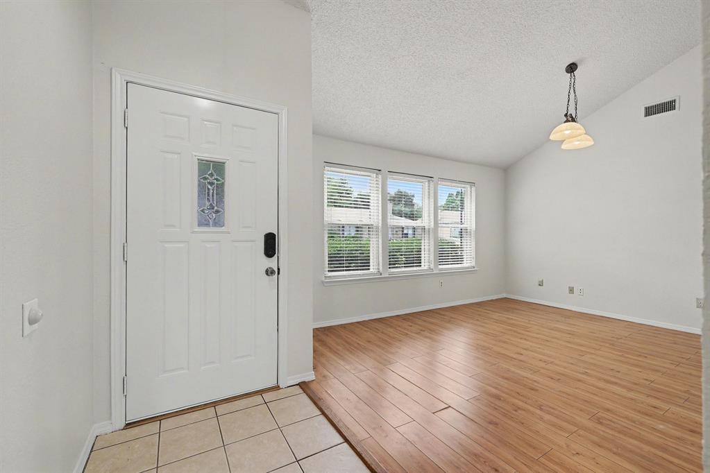 2926 Hilltop Drive