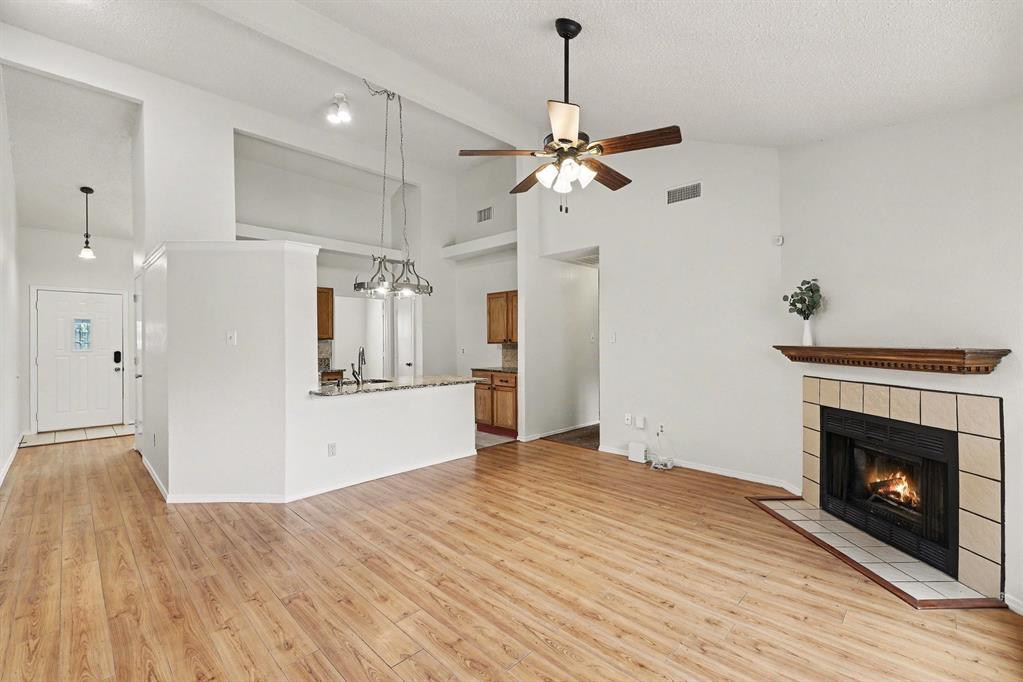 2926 Hilltop Drive