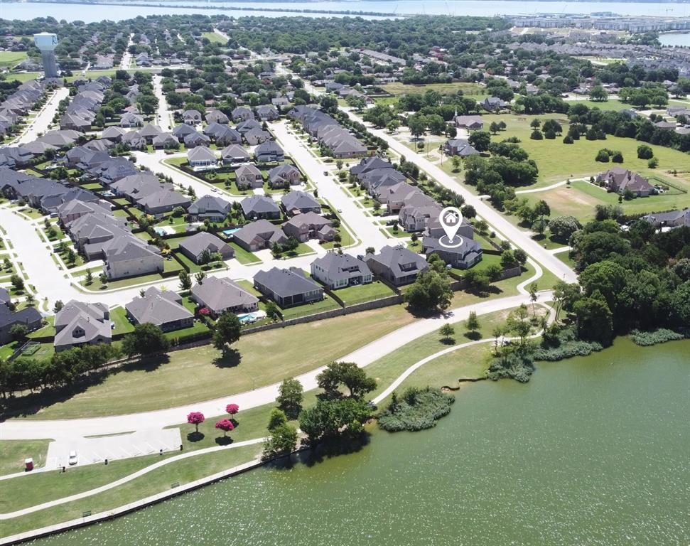 2701 Burgundy Trail