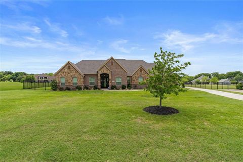 2416 Sweeping Meadows Lane Cedar Hill TX 75104