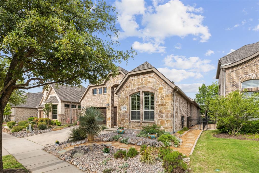 5924 Heron Bay Lane