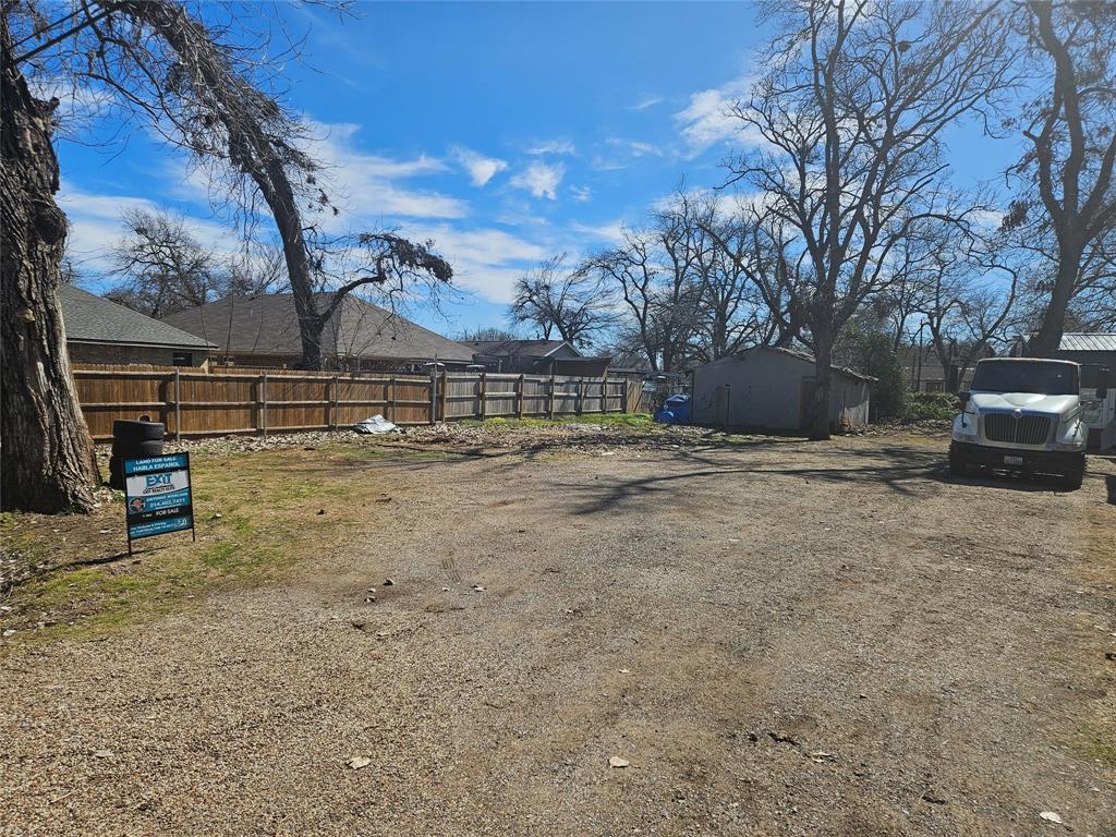 4422 N Ottawa Road