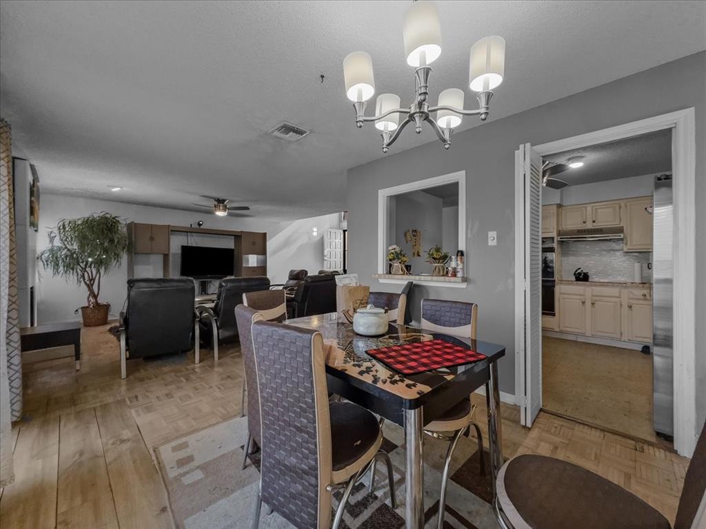 Oak Tree Village - Residential