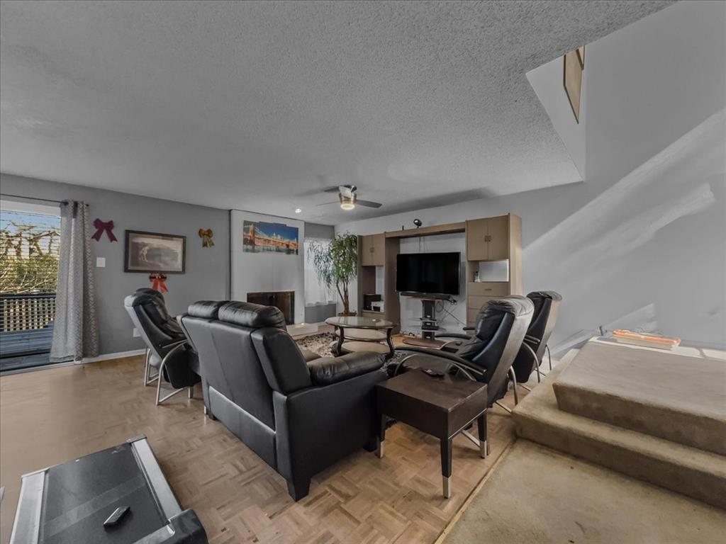 Oak Tree Village - Residential