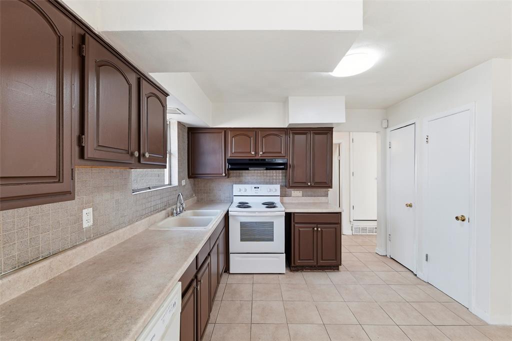 Polk Terrace 08 - Residential