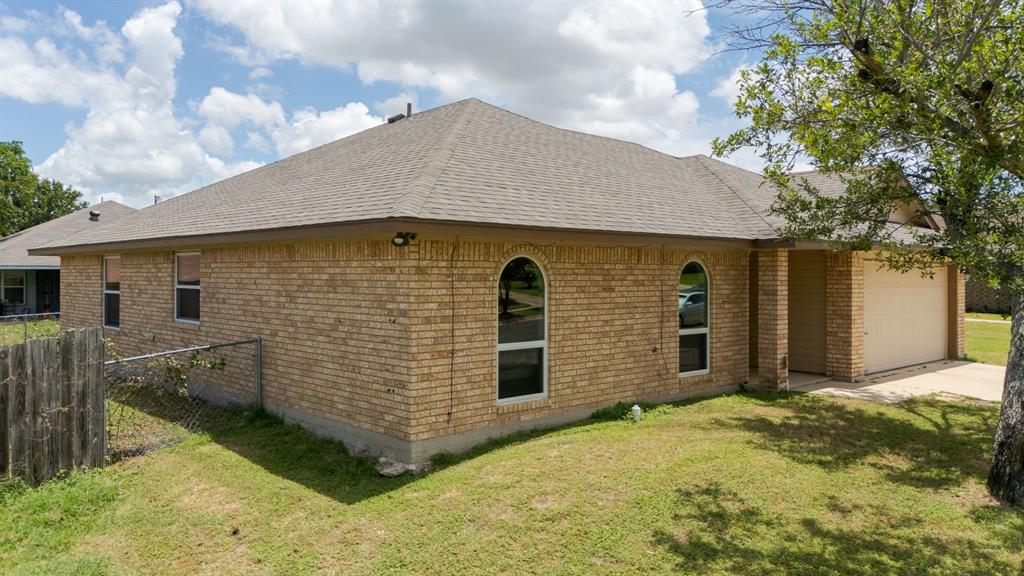2711 Hemlock Drive