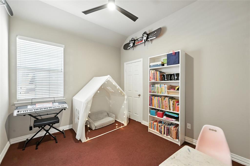 Flower Mound, Texas 75022, United States, 4 Bedrooms Bedrooms, ,3 BathroomsBathrooms,Residential,Pending,200217