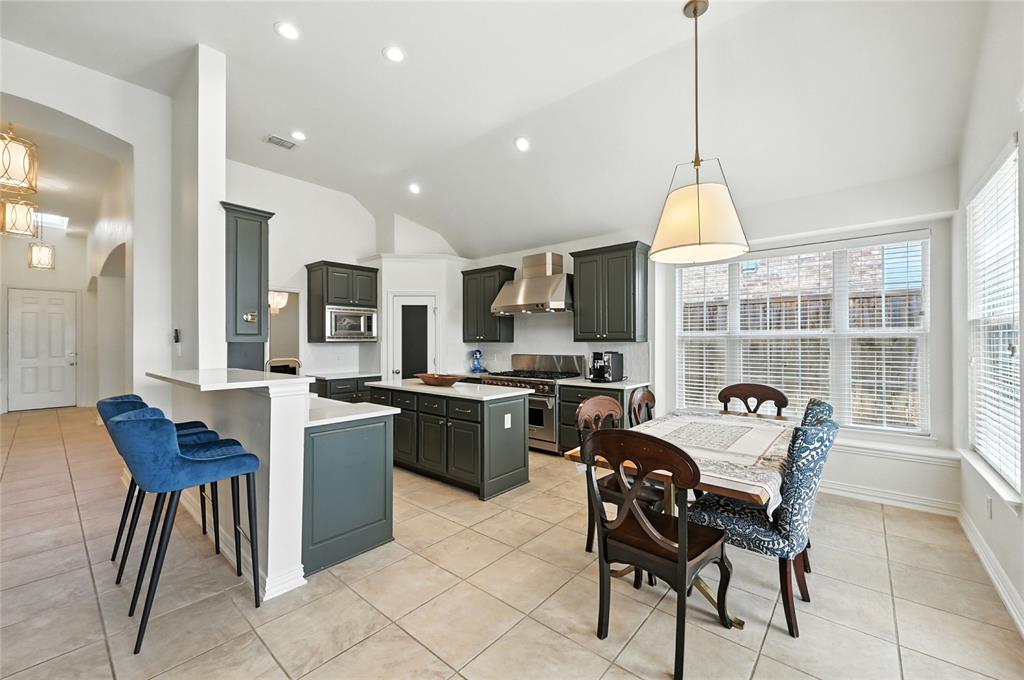 Flower Mound, Texas 75022, United States, 4 Bedrooms Bedrooms, ,3 BathroomsBathrooms,Residential,Pending,200217