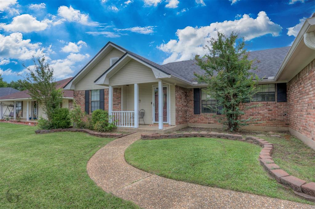 464 Mayfair Court