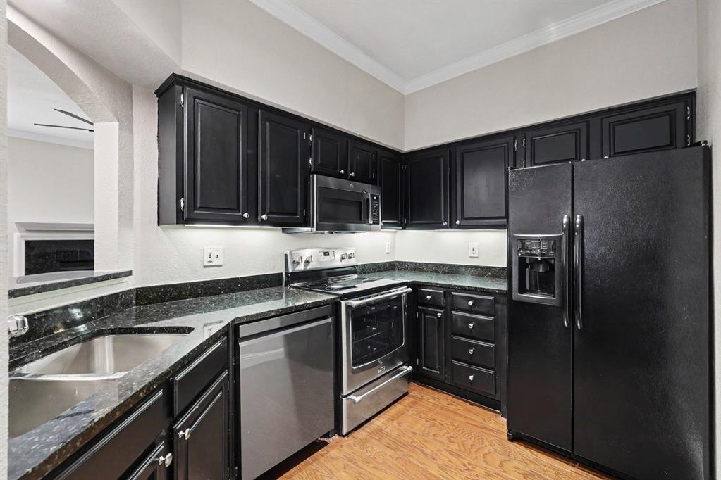 Barrington Oaks at Turtle Creek - Residential