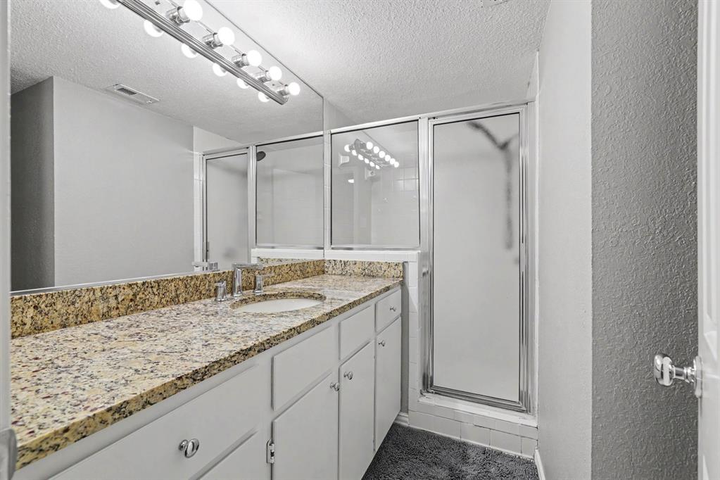 Barrington Oaks at Turtle Creek - Residential