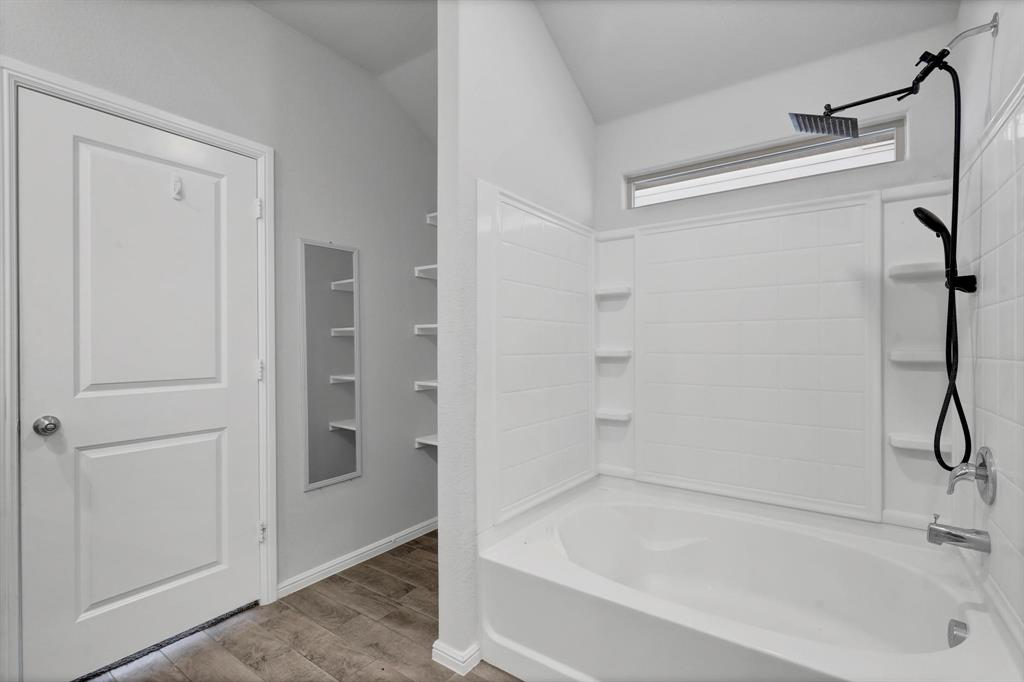 Chapel Crk - Residential