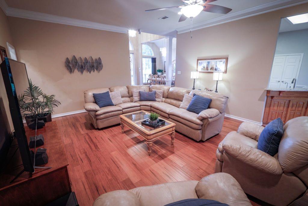 6091 Davis Road
