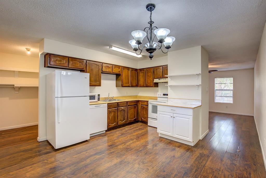 Northbrook Ph 1 & 2 Ftw - Residential Lease