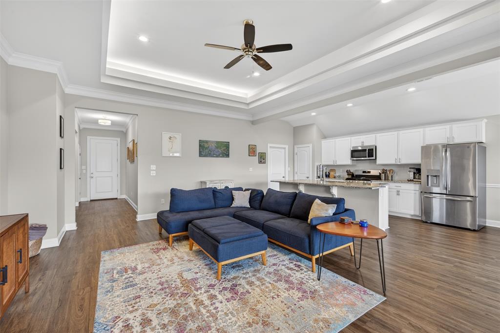 4036 False River Drive
