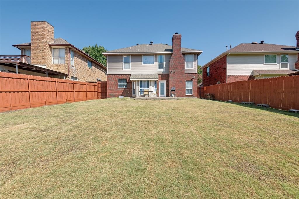 8914 Greenwood Trail