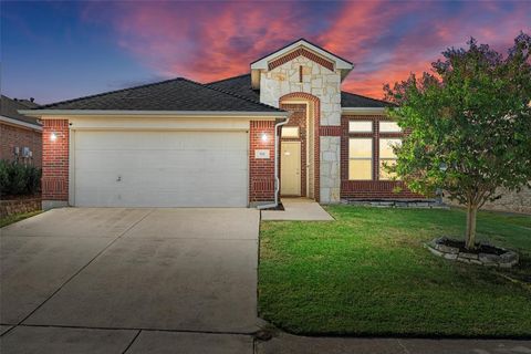 916 Reveille Road Fort Worth TX 76108