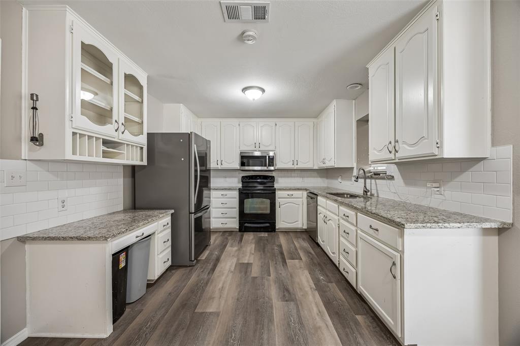 Jose Maria Zambrano 640 Acre S - Residential