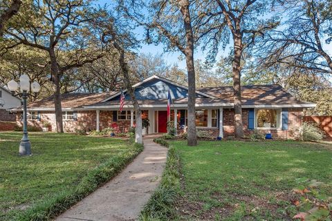 4006 Hollow Oak Drive Euless TX 76040