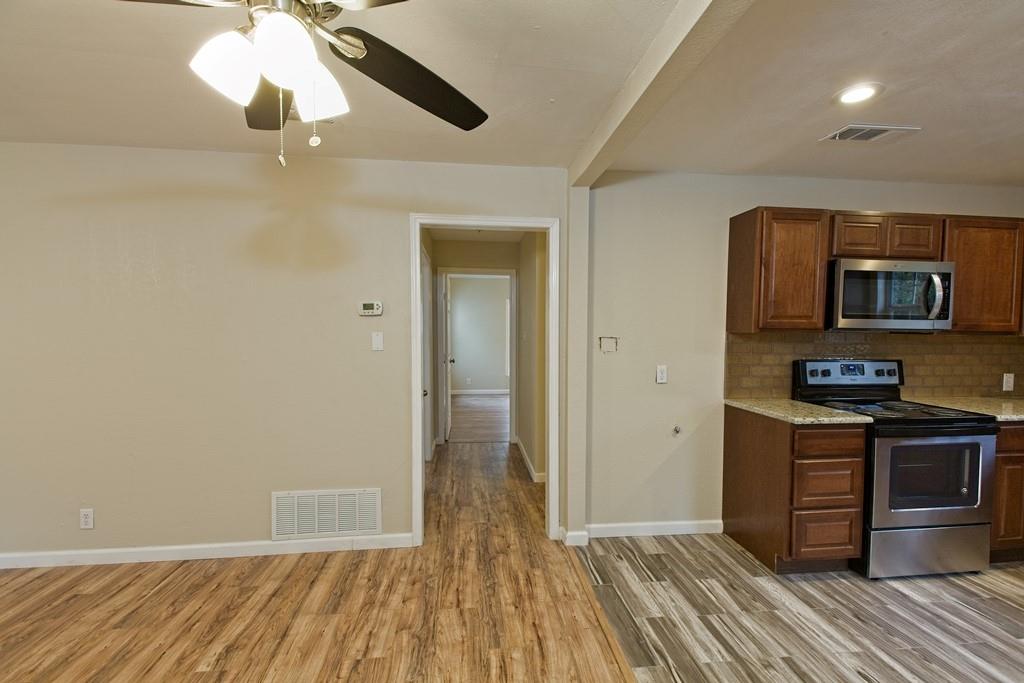 Plano, Texas 75074, United States, 3 Bedrooms Bedrooms, ,2 BathroomsBathrooms,Residential,Pending,185459