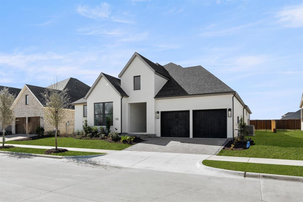 4728 Hawthorn Hills Lane