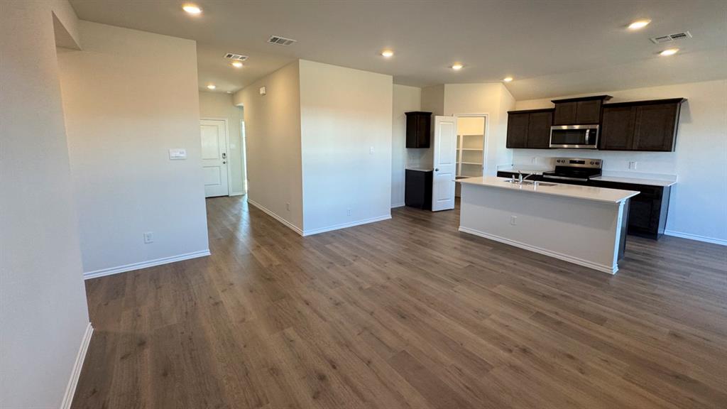 Creeks at Burnett Trail - Residential