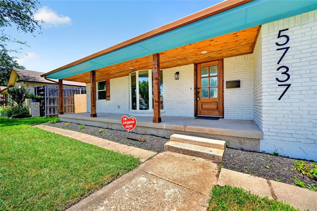 Photo of 5737 Everglade Road, Dallas, TX 75227 (MLS # 21272407)