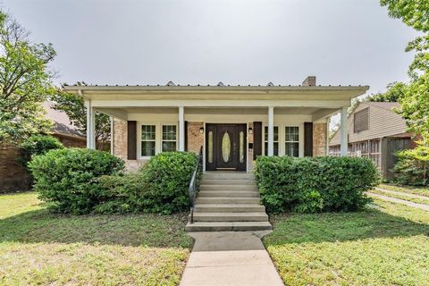 3005 6th Avenue Fort Worth TX 76110