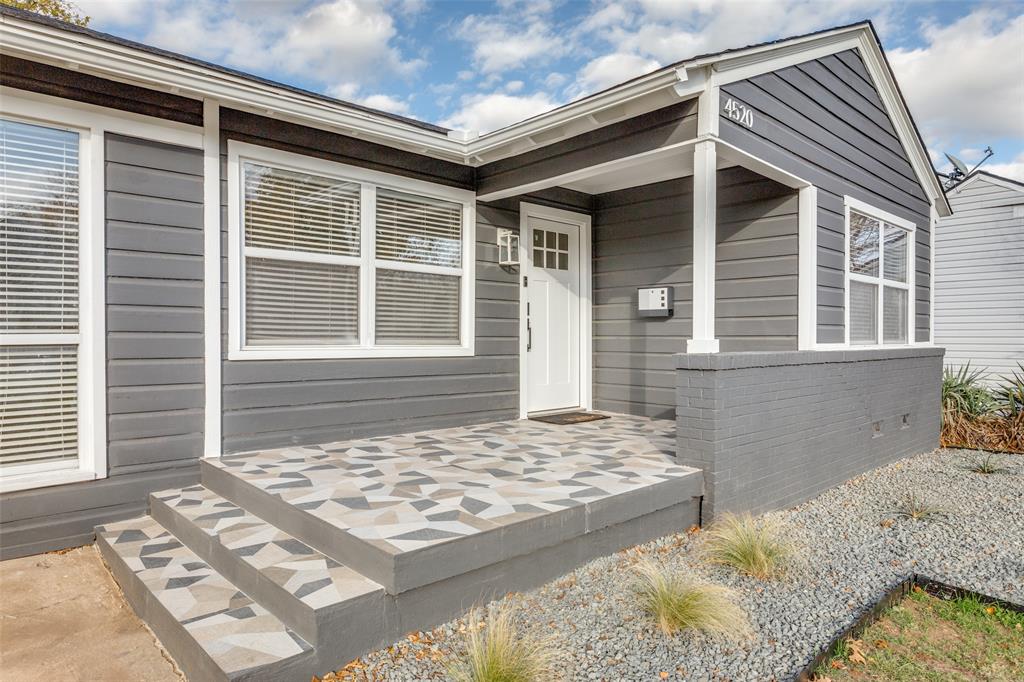 Chamberlain Arlington Heights - Residential Lease