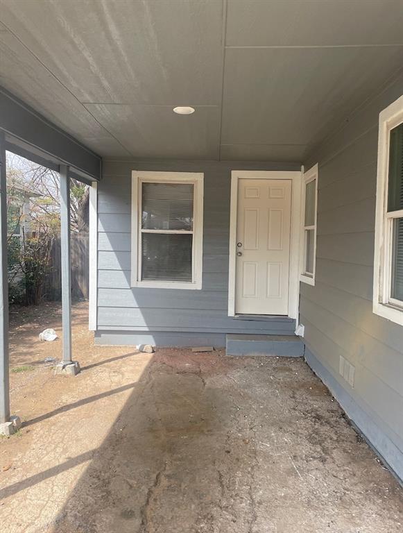 742 E North 13th Street