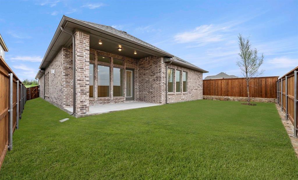 1005 Sky Five Drive