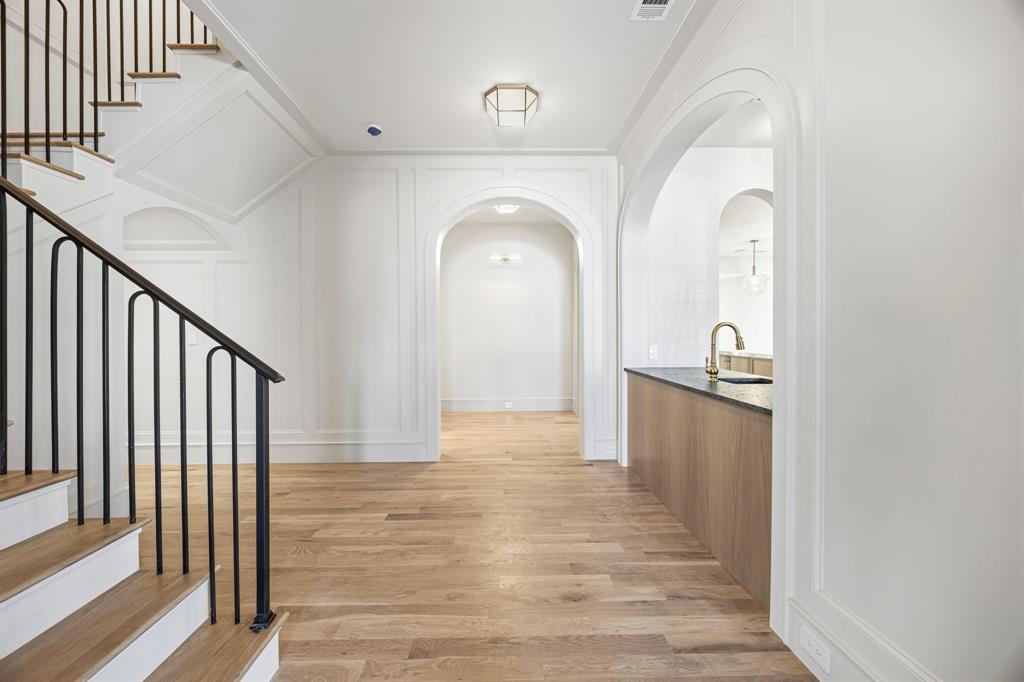 4021 Southwestern Boulevard