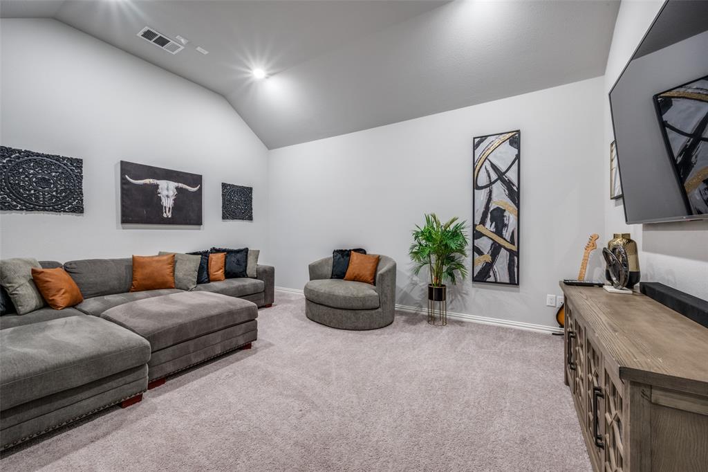 805 Uplands Drive