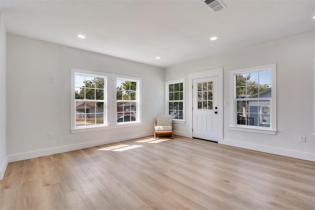 Mount Auburn - Residential