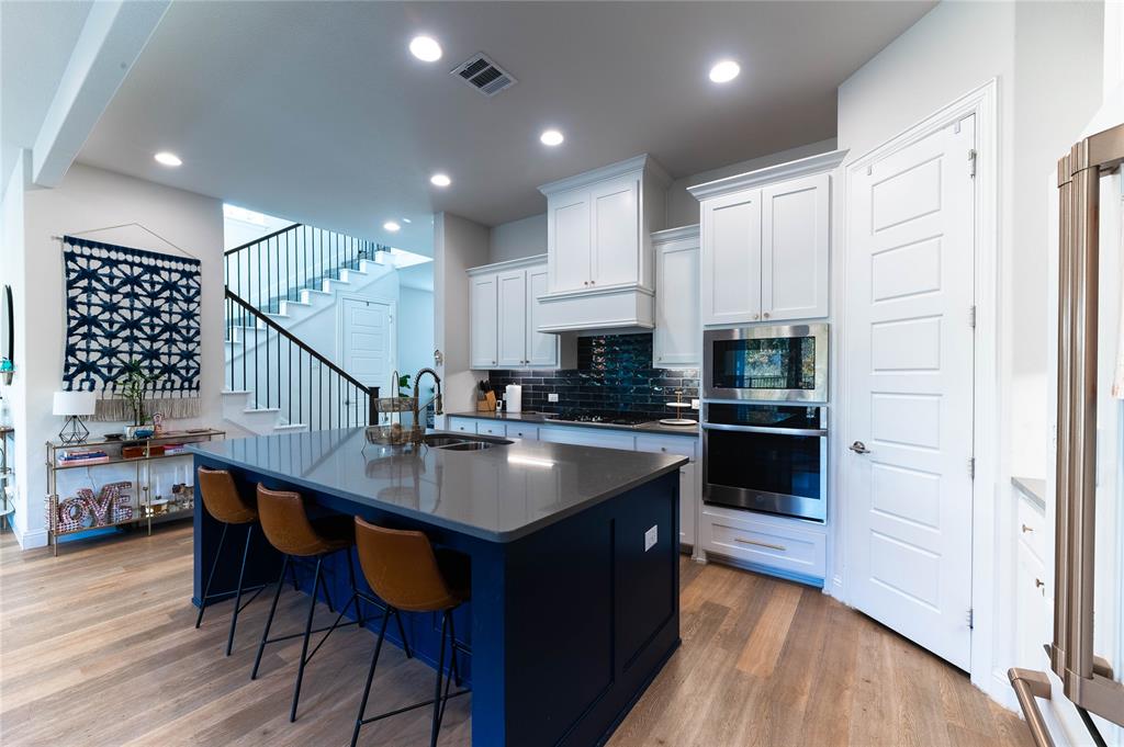 400 Shoreline Street