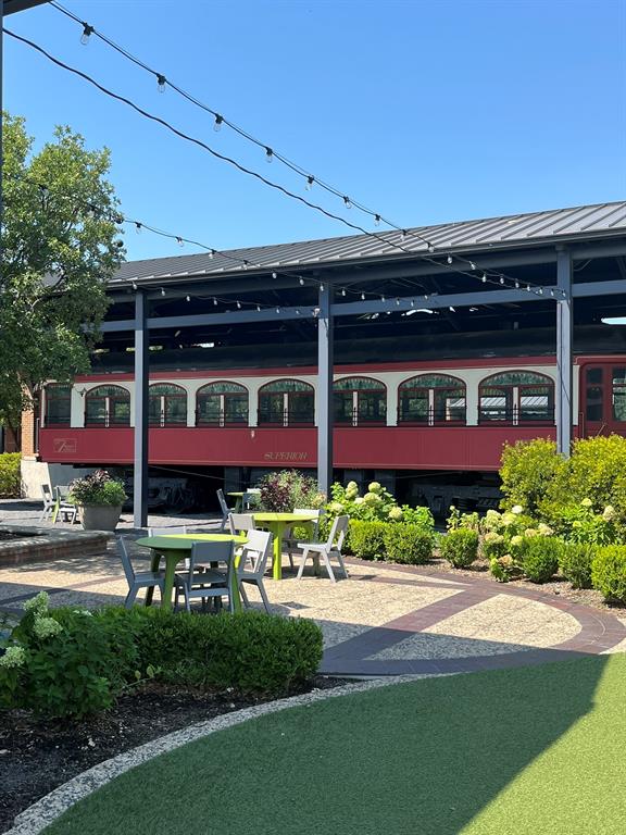 Burleson Add - Commercial Sale