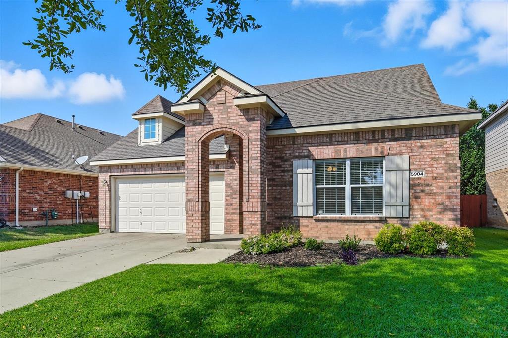 5904 Meadowglen Drive