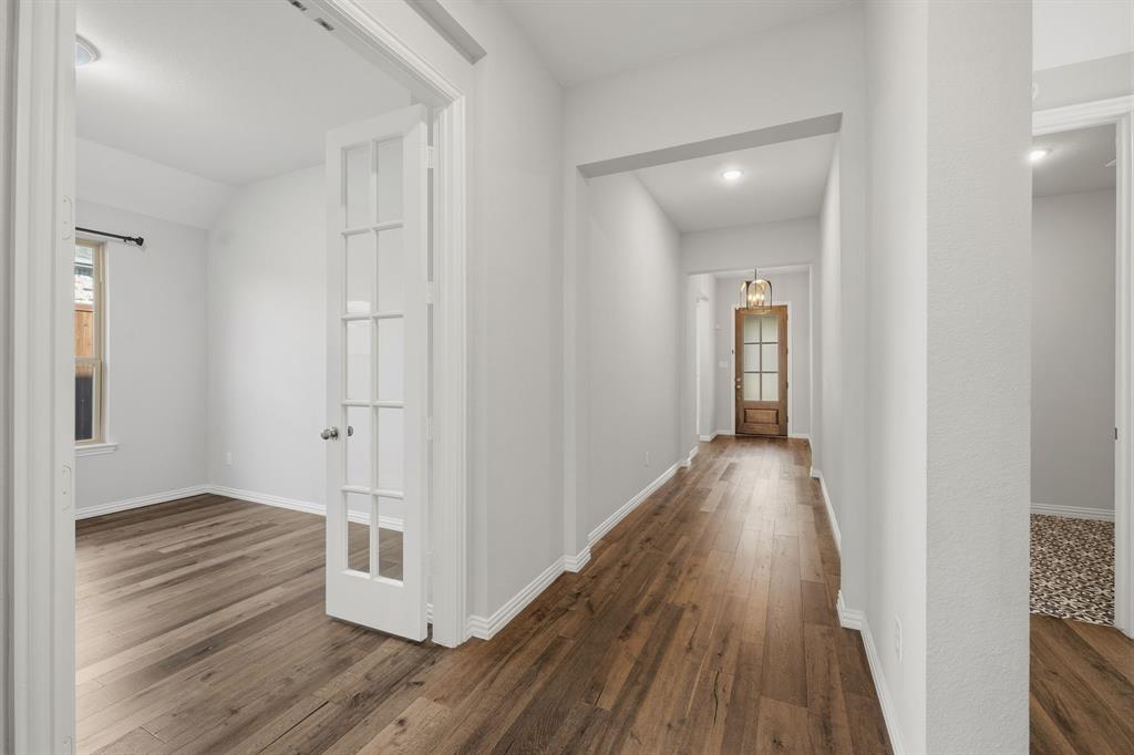 1506 Red Rose Trail - Photo 4
