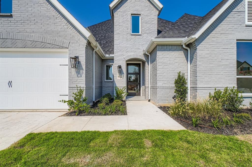 1306 Naples Court