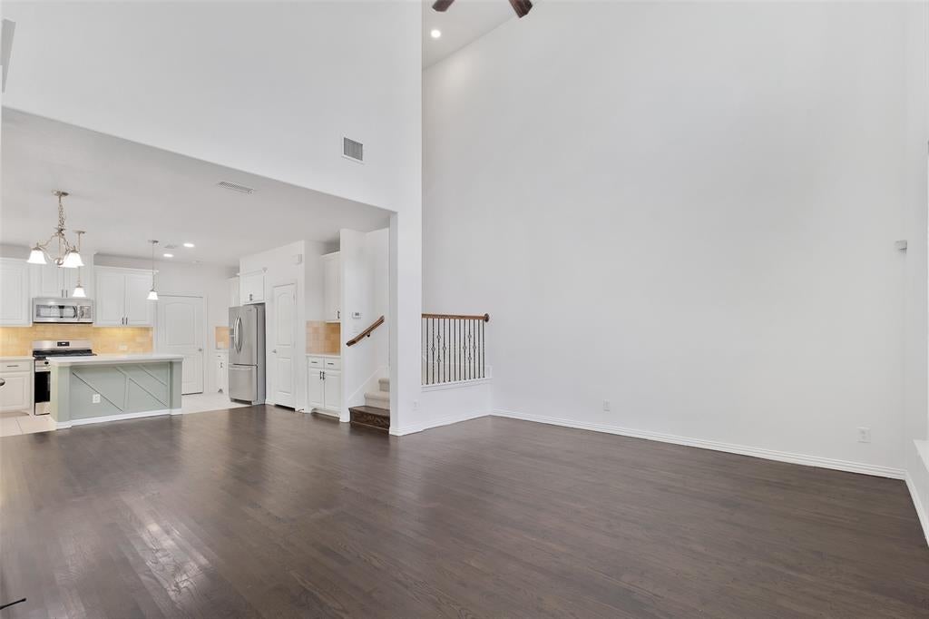 611 Matthew Place