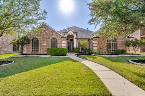 Photo of 12384 Mill Run Drive, Frisco, TX 75035 (MLS # 21328198)