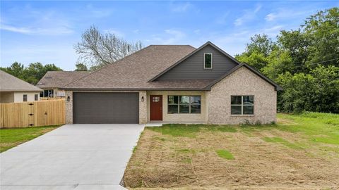 Photo of 106 N Lackey Street, Tom Bean, TX 75489 (MLS # 21307524)
