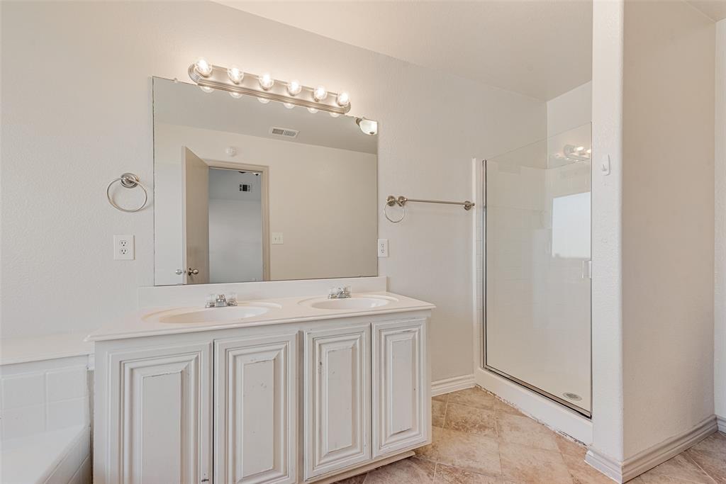 River Oaks #4 - Residential