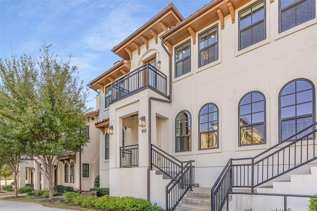 2800 Lakeside Parkway 102