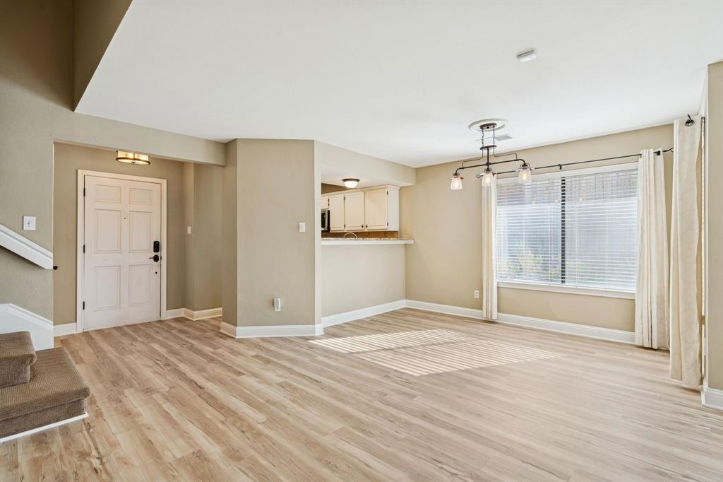 1523 Bennington Court